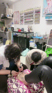 【小祖宗】当着素人美甲师的面调狗 bf21118