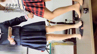 【婧児小主】婧児小意双S全语言踩踏肉丝高跟短靴下踩地板脸羞辱踩死！ YC-220324-5