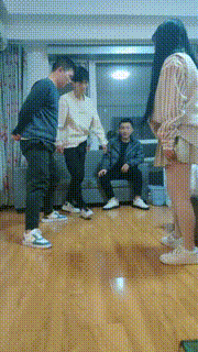 【萝莉糖糖】精彩!两对情侣辱绿帽废物【三视角版】 bf23962_3