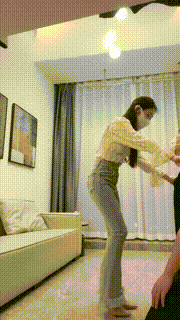 【罗宾】御姐高跟蹂躏狗骑马耳光踩踏 bf25599