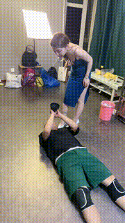 【领主老大】双S-全体重踩踏-掐乳-反绑踢踹-【双视角完整版】bf29651_5