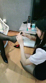 【彤彤S】女神变母畜-羞涩舔黑丝高跟被虐【完整版】 bf30878_1