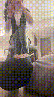 【萱萱】白领长靴高跟踩狗 bf22955