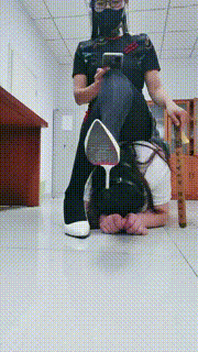 【璃茉老师】母畜-物化坐垫_脏鞋底羞辱【完整版】bf46302_02