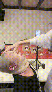 【沅芷大人】双S重刑-人体烟灰缸口水浓痰铺满脸【双视角版】 bf27210_2