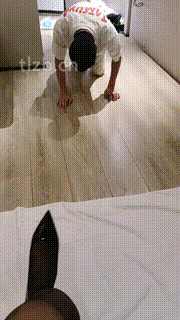 【米小唐】黑丝高跟踩恋足狗【下】 JS231015