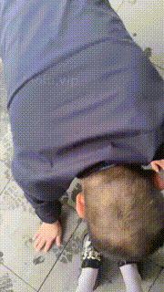 【梦妍】洛丽塔景区遛狗-舔鞋-爬行-全体重踩踏 bf30151