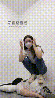 【虞姬S】运动鞋白棉袜踩地毯狗 bf18206