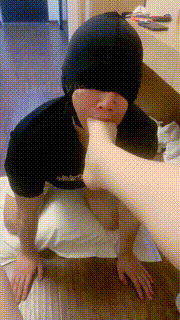 【小香莓】虐空少-滴蜡-原味脚踩踏 JS23073109