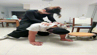 【锅盖子】骑马耳光_强迫舔脏运动鞋bf49178