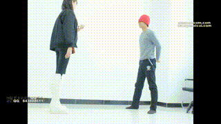 【00后天使女主】长靴踢蛋、膝顶肚腹下体!