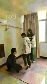 【最抗揍】3素人姐姐欺负抗揍狗 bf8624