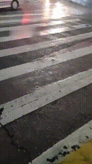 【梵高】成功三个美女路人踩踏 bf9041