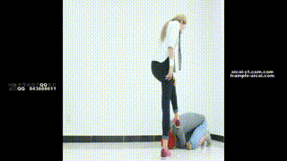 【冰冰女主】暴打小流氓膝顶,踢裆!