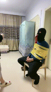 【逗逗】袜子塞嘴完全束缚狂抽500耳光 bf8489