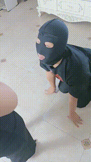 【鱼糯糯】姐妹花暴虐偷袜贼-骑马舔高跟【三视角版】JS23092403_1