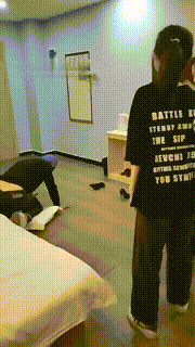 【德意男神】双素人全程暴力虐狗 bf8872