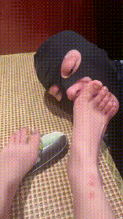 【奈奈生】足浴店舔和服小姐姐裸足喂食 JS23041805