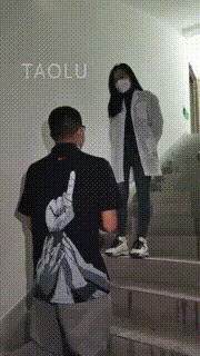 【药神】楼梯间内舔脏鞋调教 bf10988