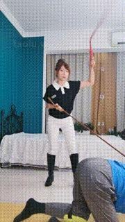 【魔鬼天使】严惩马奴-骑驯鞭抽-踩踏浓痰吐-舔靴 bf30876