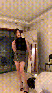 【宝爷】踩狗头-鞭打骑马爬行-高跟踩踏 bf29072