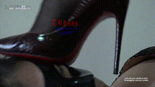 【小妮女女】捆绑滴蜡，坐脸高跟踩踏，调教女M