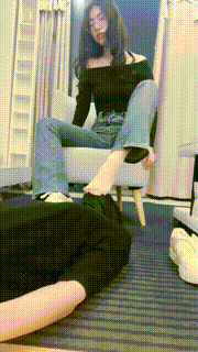 【嘉妮S】袜子塞嘴全体重踩脚底喂食【完整版】 bf26056_2