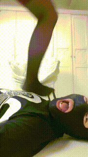 【linda】黑丝高跟S鞭策贱狗 bf8597