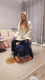 【万灵】可爱学妹S-舔脏鞋白棉袜_脚插嘴_喂圣水bf46158