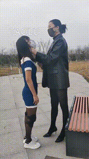 【北京冷大人】户外调女奴路人围观 bf10520