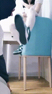 【七大小姐】狗舌头舔AJ白丝诱惑腿绞窒息 bf25248