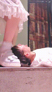 【欣欣S】洛丽塔KTV-舔脏鞋底原味白袜学狗撒尿舔地板 bf28287