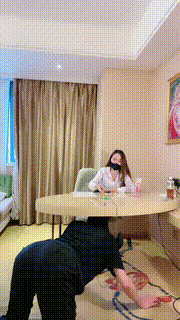 【丝绮】剧情-开发男同事-黑丝高跟诱惑口水酸奶舔鞋底 bf26609