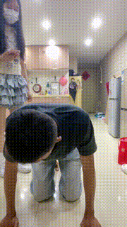 【香菜】女神范-白袜白鞋气味羞辱踩脚垫嘴洗白袜 bf33147