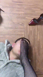 【川野尤娜】黑丝高跟诱惑捂死老公 bf11031