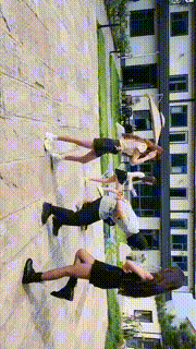 【沅芷大人】3S轮流飞踹狂踹双奴全体重踩踏【双视角版】 bf32521_1