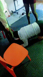 【九创】3S-黑丝女王轮流暴揍贱奴【双视角版】JS250322-31_01