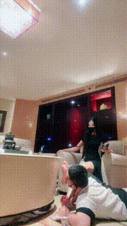 【猫神大人】白富美S-骑马提档大长腿踩碾压 bf32698