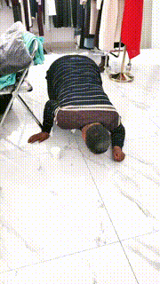 【灵汐】赏赐猥琐继父圣水_引导舔脏鞋底JS241025-19