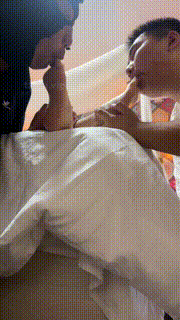 【辣姐】双奴争宠-闻高跟人体鞋架舔jio踩踏圣水面膜 bf32220