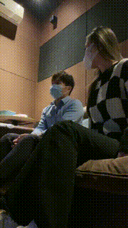 【九九女王】私人影院开发学弟做狗 bf20177