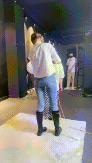 【冰诺】母畜-五花大绑长靴踩踏 bf32403