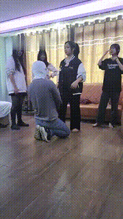 【德意户外男神】四个女神素人群殴调教【完整版】 bf10516_2