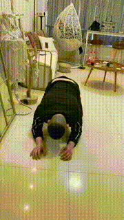 【香菜】小白鞋女神的脚奴踩踏喂食 bf25950