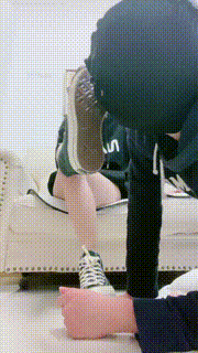 【甜一】高帮帆布鞋踩踏吃口水舔脏鞋裸足插嘴 bf33973