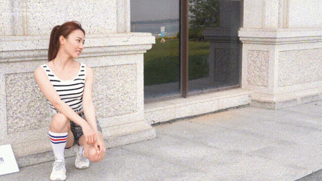 NO.006 小米-运动鞋、白色小腿袜、裸足